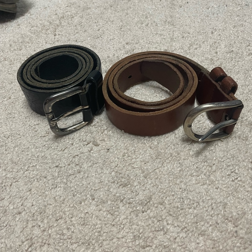 Lot of 2 thick leather belts (black and brown)